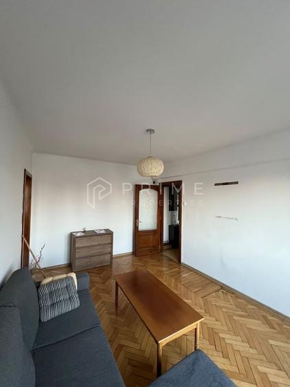 Apartament cu 2 camere nedecomandat în Central