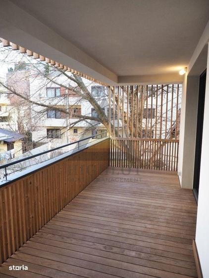 Apartament cu 4 camere în Dorobanți