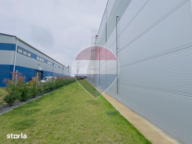 Spațiu comercial, de 2,000 mp, în Vest