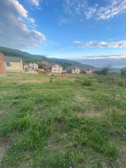 Teren de 625 mp, în Doicești