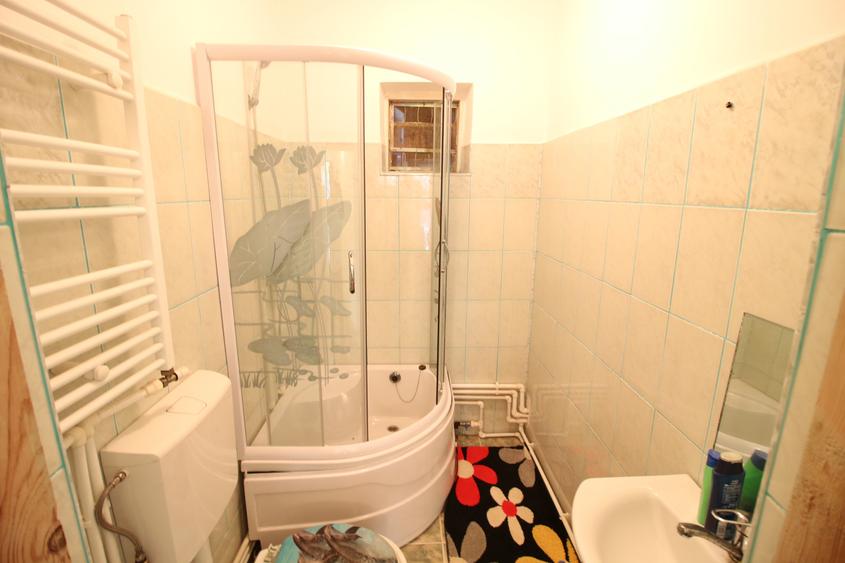 Casă individuală cu 3 camere cu Teren 1000 Mp în Vânători