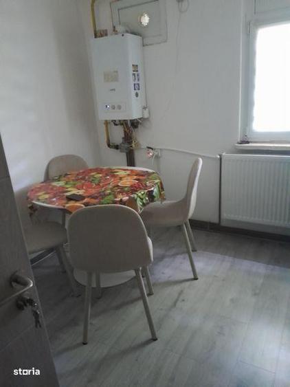Apartament cu 2 camere semidecomandat, mobilat în Brazda lui Novac