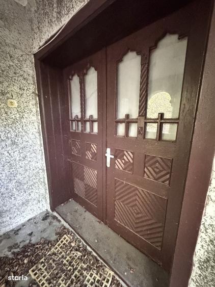 Casă cu 3 camere decomandat în Balabani