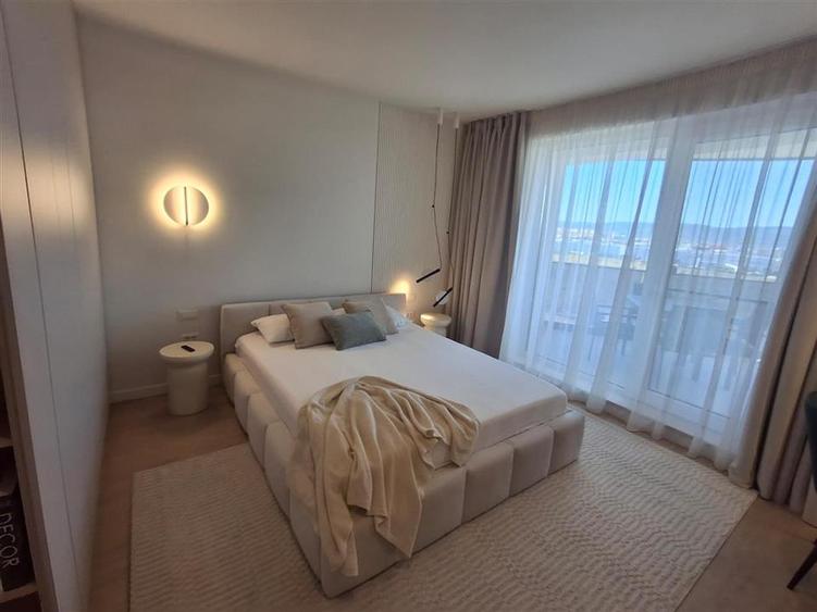 Apartament cu 2 camere semidecomandat în Exterior Sud