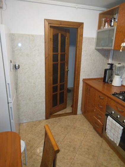 Apartament cu 3 camere în Torontalului
