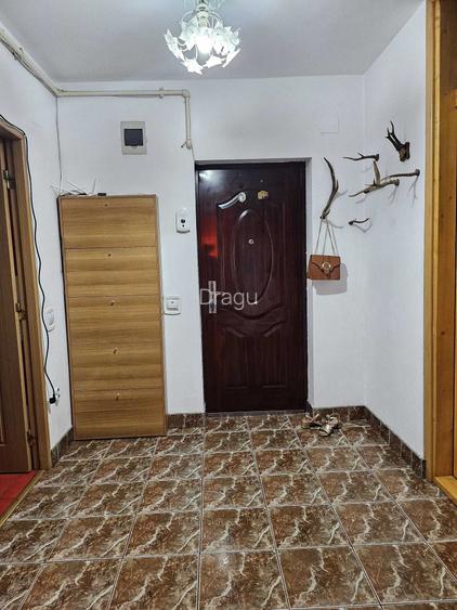 Ap 2 camere,str Eroilor 84, in spate la Profi