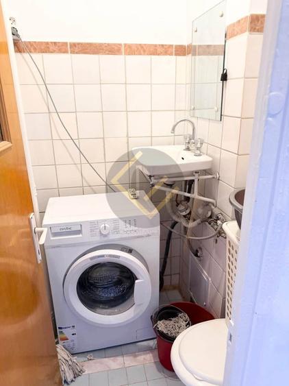 Apartament cu 3 camere decomandat, mobilat în Timpuri Noi