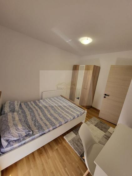Apartament cu 3 camere semidecomandat, mobilat în Ultracentral