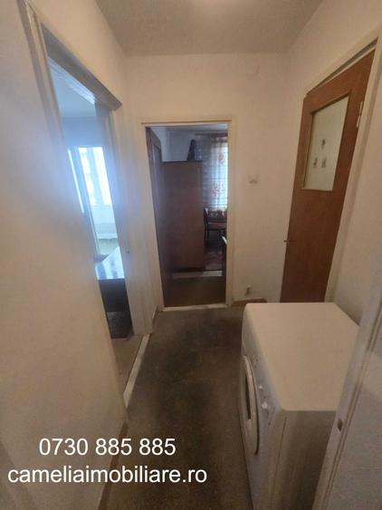 Apartament cu 3 camere decomandat în Păcii