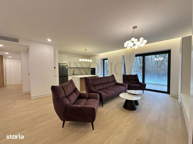 Apartament cu 4 camere, mobilat în Băneasa