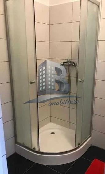 Garsonieră decomandată, mobilată în Grozăvești