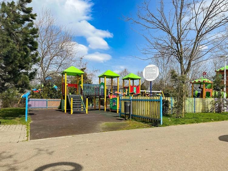 Etaj 1, in fa?a Parcului: 2 Camere in bloc din 87 reabilitat - 20