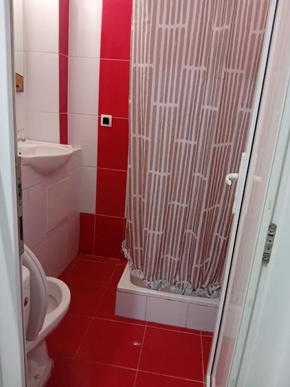 Garsonieră decomandată în Gară