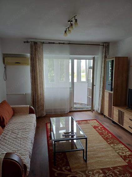 Garsonieră decomandată în Basarabia