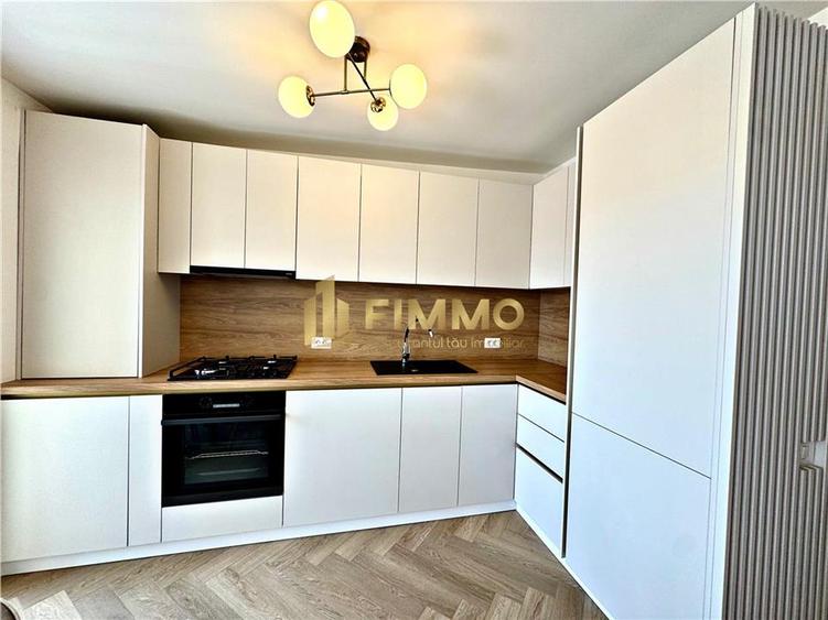 Apartament cu 2 camere semidecomandat, mobilat în Est