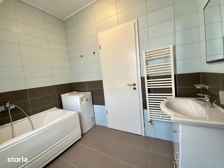 Apartament cu 3 camere în Andrei Mureșanu