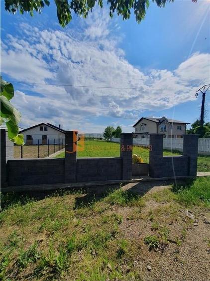 Teren Construcții intravilan de 1000 mp, în Vernești