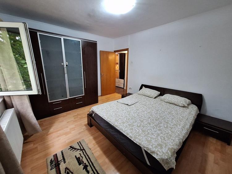Apartament cu 2 camere decomandat, mobilat în Vitan