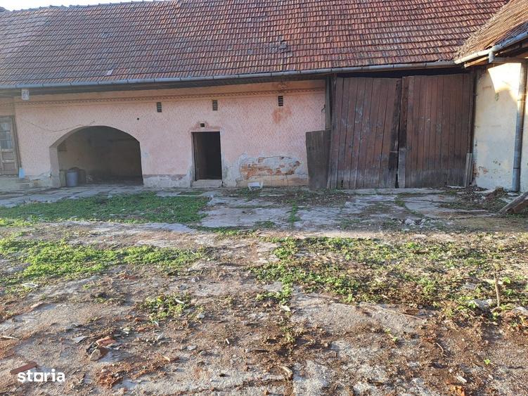 Casă cu 4 camere în Pojorta