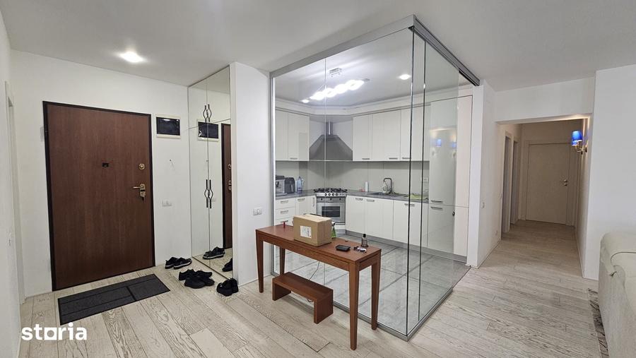 Apartament cu 4 camere în Central