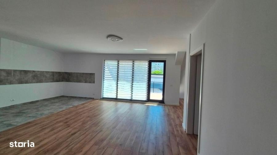 Spațiu comercial, de 150 mp, în Banu Manta