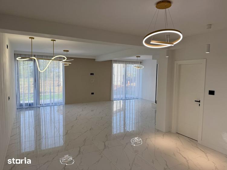 Casă cu 5 camere cu Teren 434 Mp în Afumați