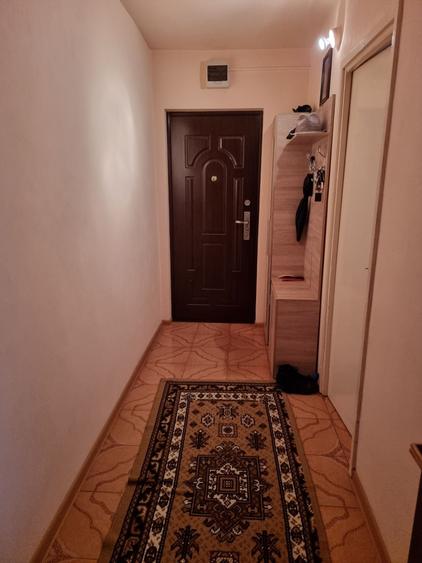 Apartament cu 2 camere semidecomandat în Nădrag