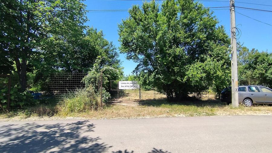 Teren Construcții intravilan de 6000 mp, în Central