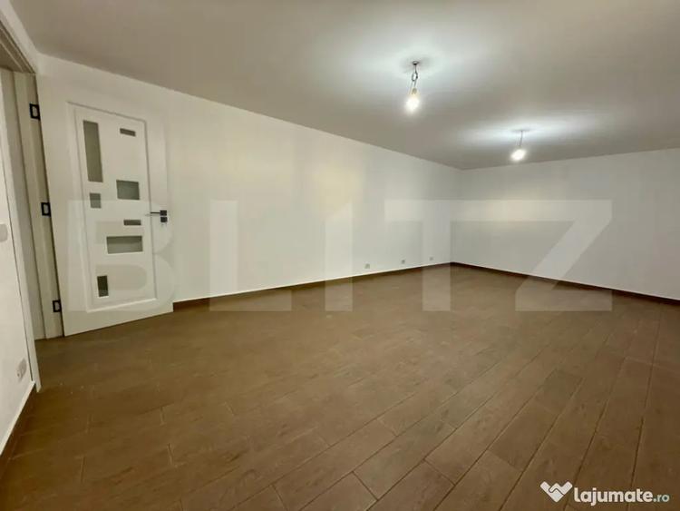 Casă cu 5 camere cu Teren 500 Mp în Central