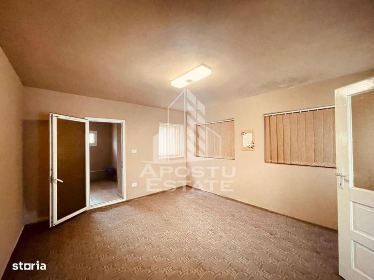 Casă cu 2 camere în Almaș