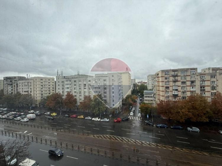 Apartament cu 2 camere semidecomandat, mobilat în Vatra Luminoasă
