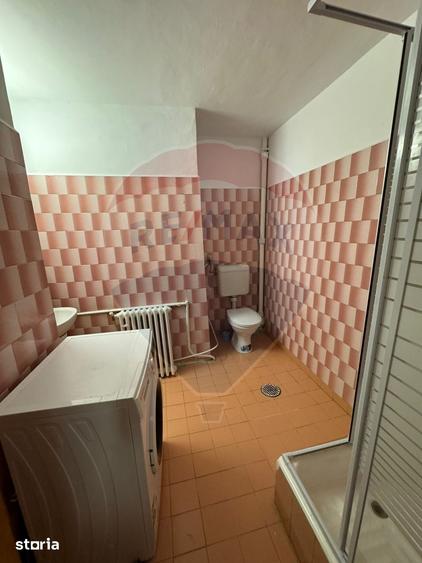 Apartament cu 2 camere decomandat în Orașul Vechi