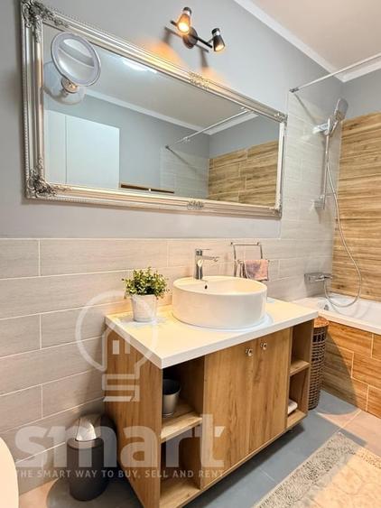 Apartament cu 3 camere decomandat în Florești