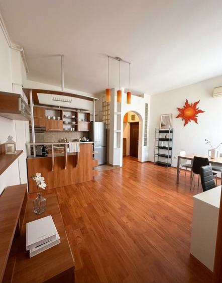 Apartament cu 2 camere decomandat, mobilat în Moșilor