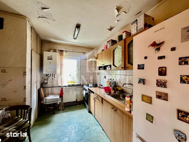 Apartament cu 4 camere decomandat în Dâmbul Rotund