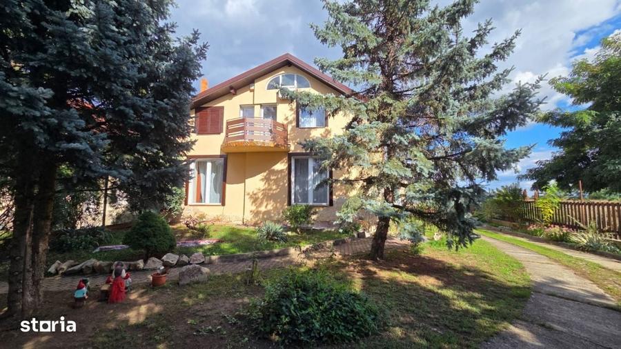 Casă cu 4 camere cu Teren 1560 Mp în Lucian Blaga