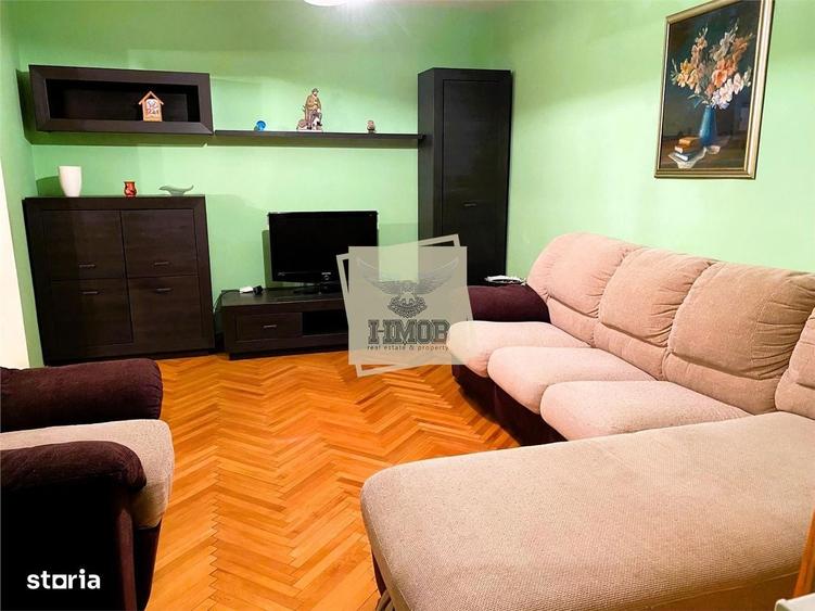 Apartament cu 4 camere decomandat în Central