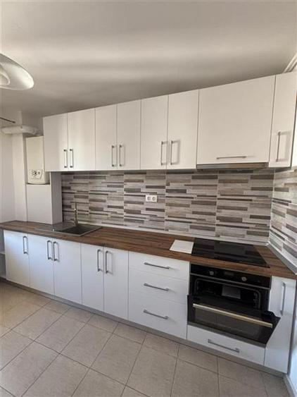 Apartament cu 2 camere decomandat în Aradului