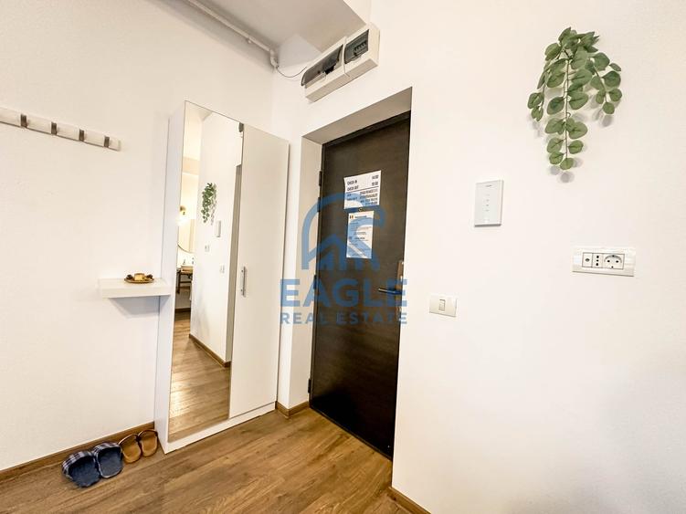 Apartament cu 2 camere nedecomandat, mobilat în Faleza Nord