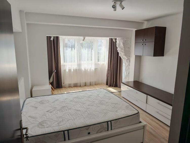 Proprietar inchiriez apartament pe Calea Dorobantilor, 2 camere, 61 mp, balcon, etaj 3 - 6