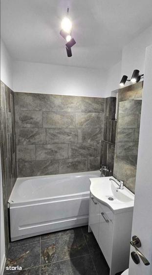 Inchiriez 2 camere decomandat renovat zona Colina Grivitei cu parcare - 7