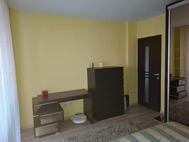 Apartament cu 2 camere decomandat, mobilat în Energia