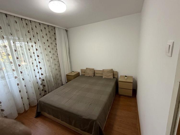 Apartament cu 2 camere semidecomandat în Banu Manta
