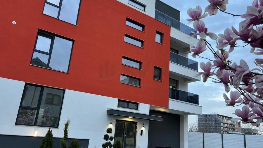 Apartament cu 2 camere decomandat în Sisești