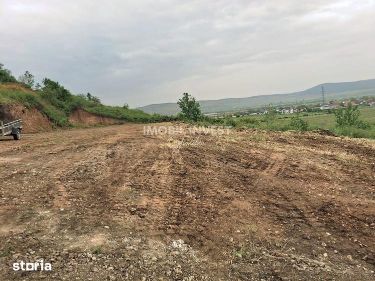 Teren de 1400 mp, în Micești