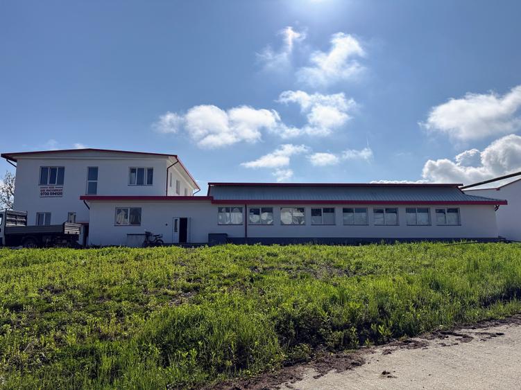 Spațiu industrial, de 1,144 mp, în Mârșa