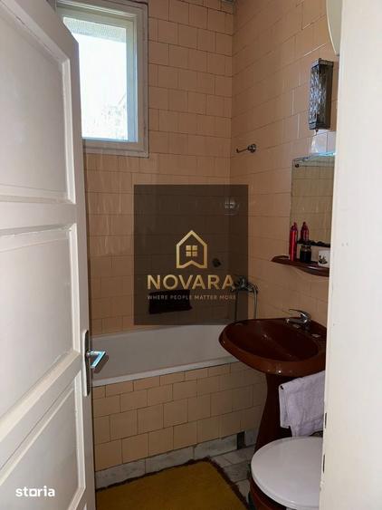 Casă cu 5 camere cu Teren 600 Mp în Iorga