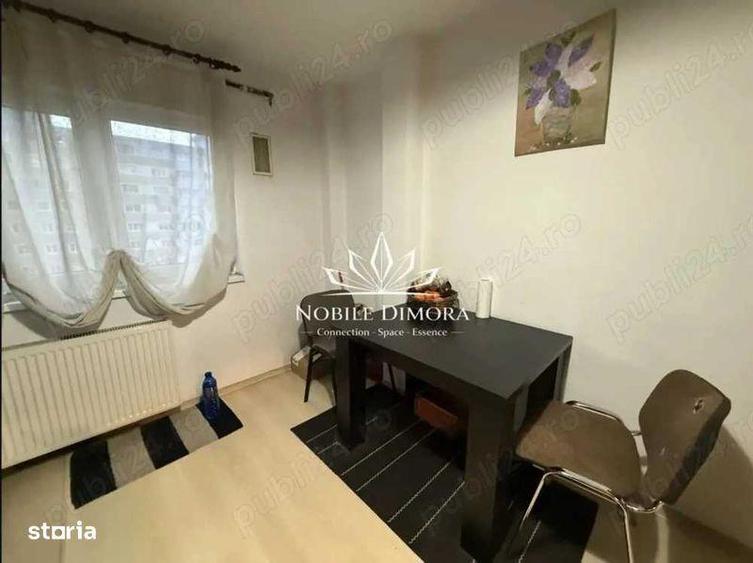 Apartament cu 2 camere decomandat, mobilat în Torontalului