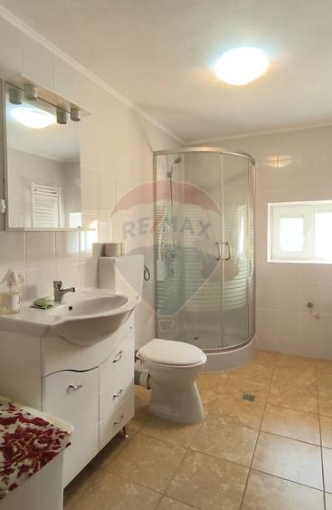 Apartament spa?ios intr-o cladire istorica, zona cent... - 12