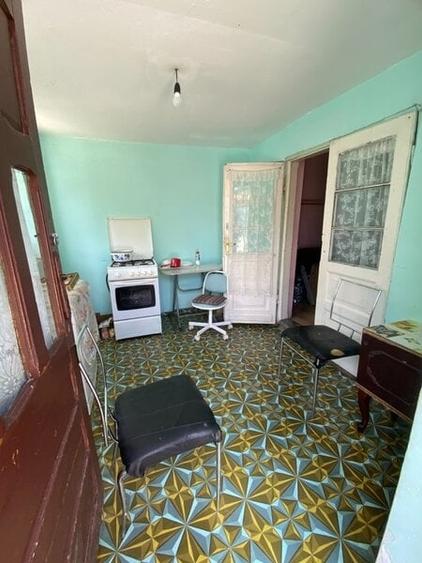 Casă cu 2 camere cu Teren 300 Mp în Tunari